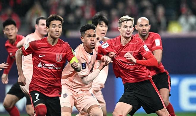 冠1/8决赛，澳超球队多打一人仍出局，中超收获大礼，保留3席位